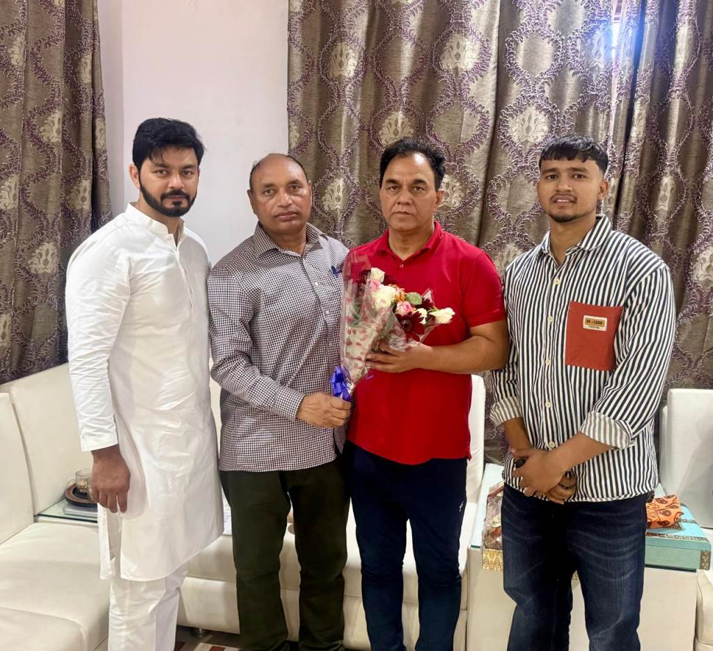 ਬਲਾਕ ਪ੍ਰਧਾਨ ਵੱਲੋਂ ਸੰਸਦ ਮੈਂਬਰ ਤੇ ਵਿਧਾਇਕ ਨੂੰ ਦੀਵਾਲੀ ਦੀਆਂ ਸ਼ੁਭਕਾਮਨਾਵਾਂ ਦਿੱਤੀਆਂ